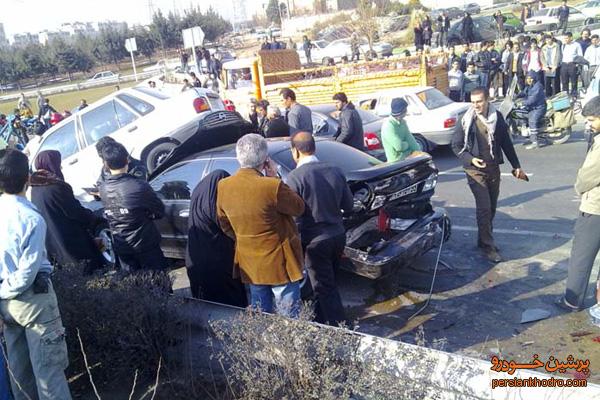 برخورد 6خودرو در بزرگراه آزادگان 