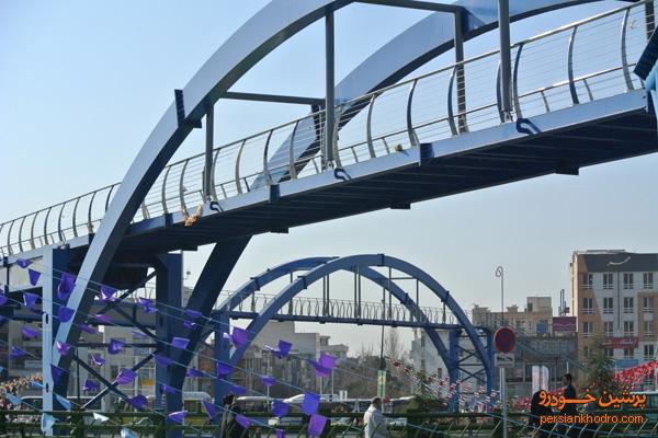 افتتاح بزرگترین پل عابر پیاده کابلی 