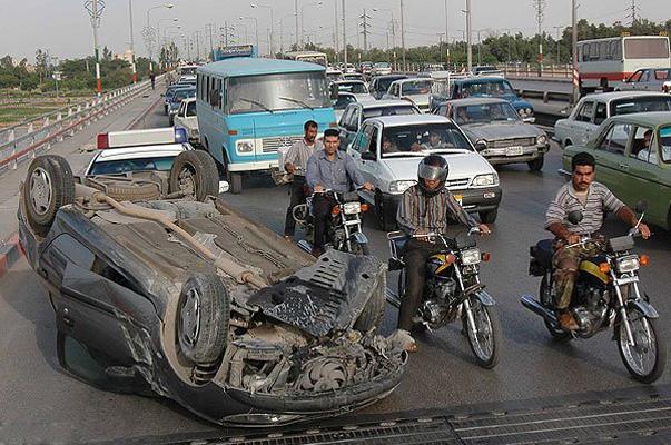 9 کشته و مجروح در تصادفات جاده ای