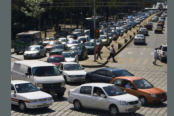 نبود پارکینگ کافی برای خودروهای تهرانی