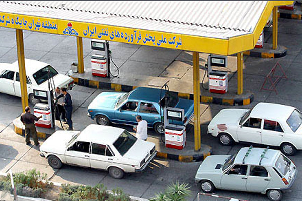 بررسی شناور شدن قیمت بنزین در مرزها