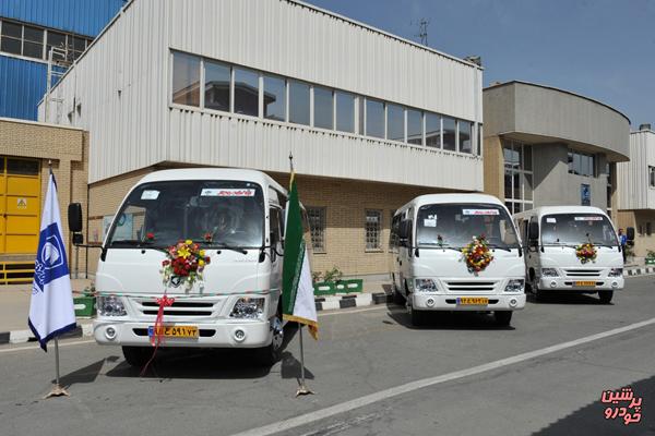 آرین، اولین مینی بوس تولید داخلی شماره و تحویل شد