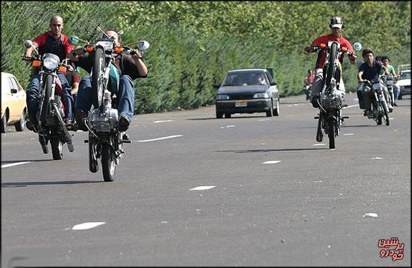 موتورسواری 10 نفره در ایران!+تصویر