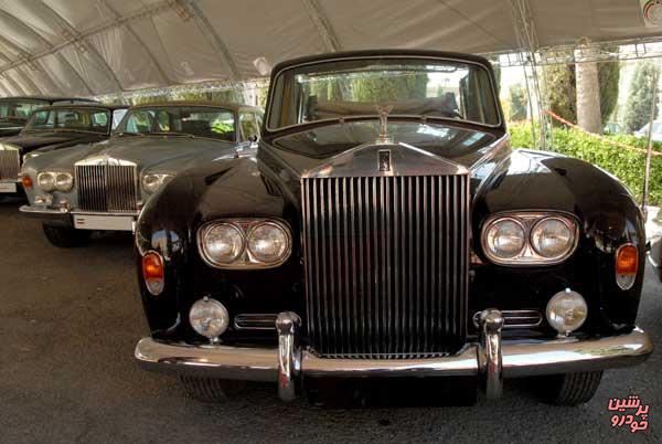 نمایش خودروهای قدیمی در اصفهان