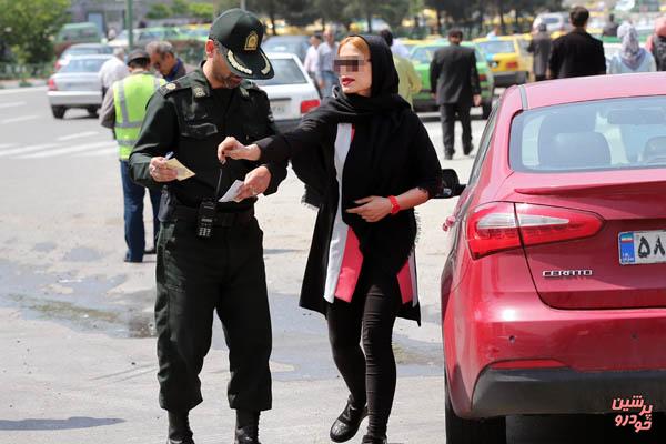 برخورد با بدحجابی در خودروها تعطیل نشده است