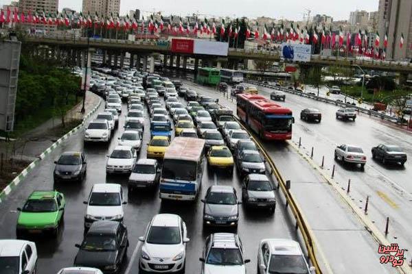 ترافیک نیمه سنگین آزادراه کرج-قزوین