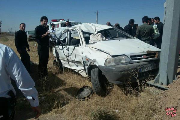 خودروی مسافران کربلا در مرز مهران واژگون شد