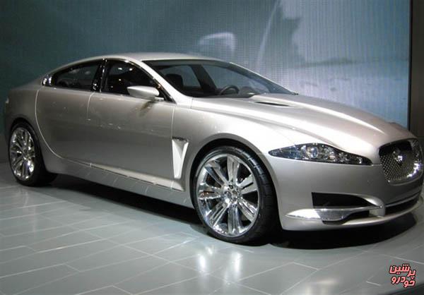 کشف خودروی «جگوار» قاچاق در یک نمایشگاه اتومبیل