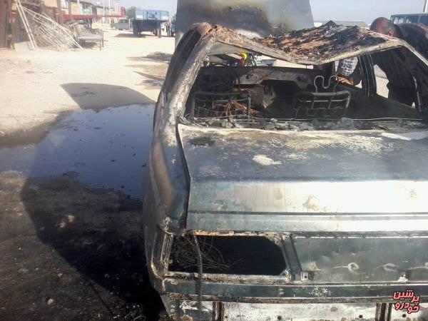 یک خودروی سواری در اتوبان شهید اقارب پرست اصفهان منفجرشد