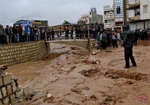 امدادرسانی به 60 خودروی گرفتار سیلاب در سیستان و بلوچستان