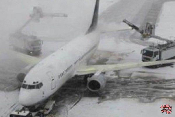 شرکت فرودگاه‌ها برای حبس مسافران در هواپیما بیانیه داد