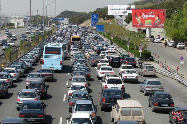 ترافیک سنگین  در آزاد راه های قزوین- کرج - رشت و زنجان