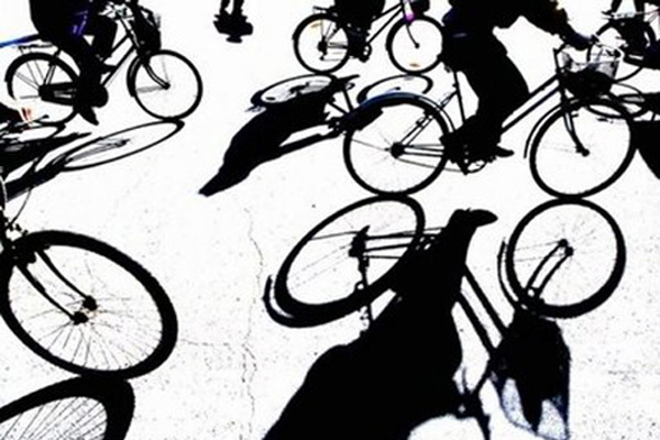 دوچرخه مشاركتی راه مقابله با ترافیك