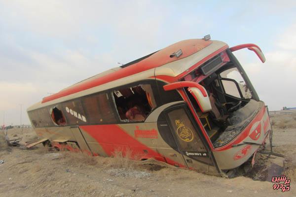 واژگونی اتوبوس در گردنه اسدآباد همدان به خیر گذشت