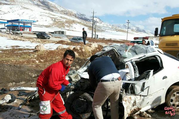 سه کشته حاصل برخورد پژو و تریلر