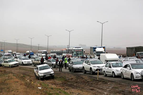 تصادف زنجیره‌ای خودرو در اتوبان کرج - قزوین 