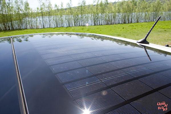صفحات خورشیدی پاناسونیک روی سقف خودروها قرار می گیرد