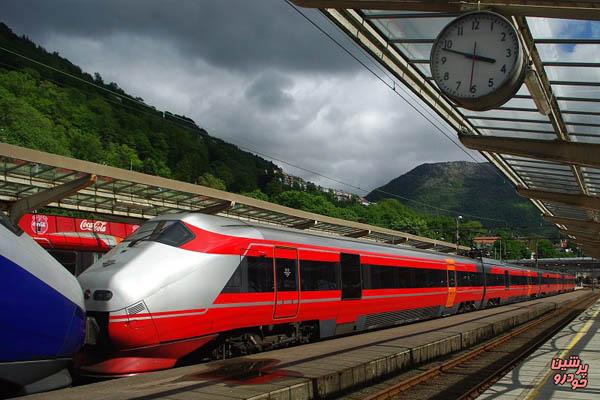 راه اندازی قطارهای برنامه ای از مسیر چین به کارخانه سایپای کاشان