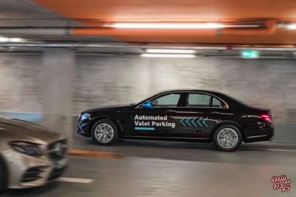 نمایش پارکینگ خودران بنز در آلمان