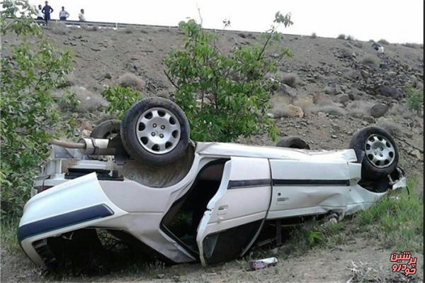 واژگونی خودرو سمند در جاده بادرود- اردستان سه مصدوم برجا گذاشت