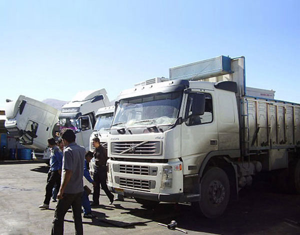 کامیون ‌داران پاکستان اعتصاب کردند