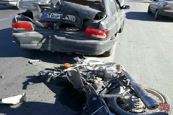 تصادف پراید با موتورسیکلت در ورامین ۳ مصدوم برجای گذاشت