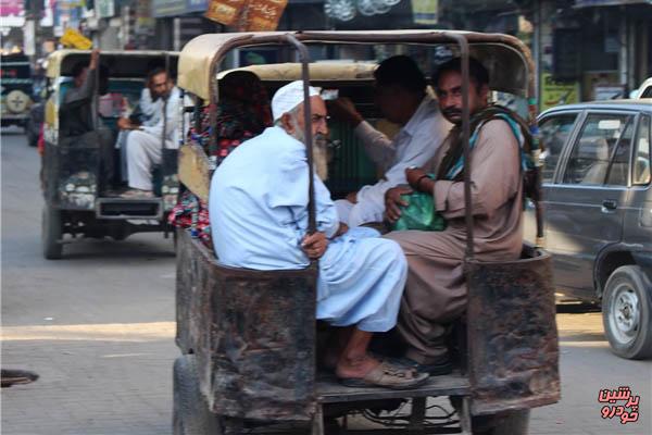  موتور سه‌چرخ  آسان‌ترین وسیله جابه‌جایی در پاکستان + تصاویر