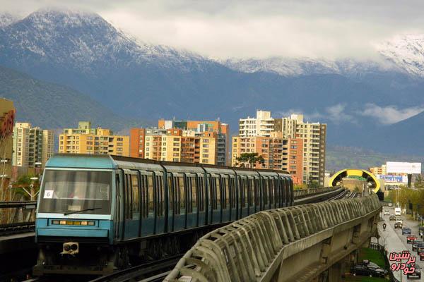واگن مترو ویژه زنان در شیلی