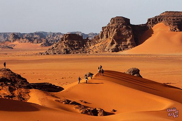 لوت‌ همچنان میزبان‌ گردشگران است