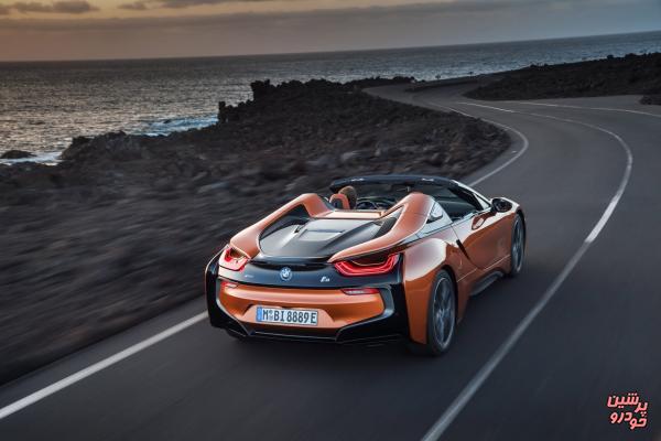 ب‌.ام‌.و نسخه i8 رودستر خود را رو نمایی كرد+تصویر