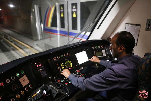 شرایط مترو پس از زلزله چهارشنبه شب