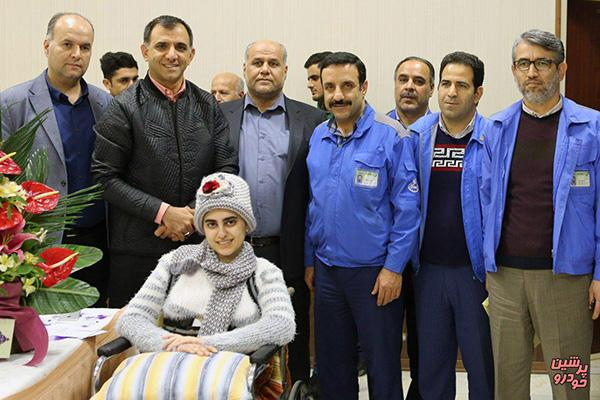 مدیران ارشد ایساكو به عیادت دختر زلزله زده كرمانشاهی رفتند