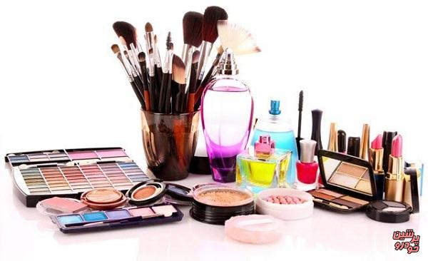 نشانه‌های لوازم آرایش فاسد  