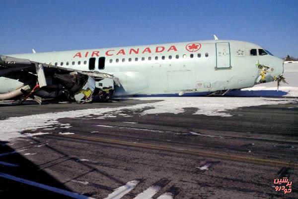 دو هواپیما در باند فرودگاه تورنتو  با یکدیگر برخورد کردند