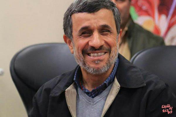 متلک تصویری به احمدی‌نژاد و کیهان!