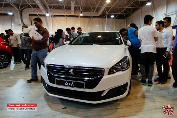 ایران خودرو با 12 محصول در نمایشگاه اهواز