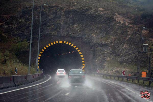 بارش باران در جاده های سه استان