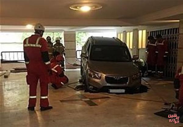 چاه "هیوندای سانتافه" را بلعید! 