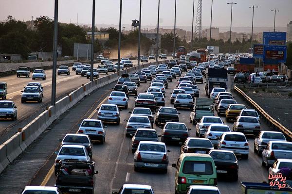تردد 26 میلیون و 787 هزار خودرو در محورهای قزوین