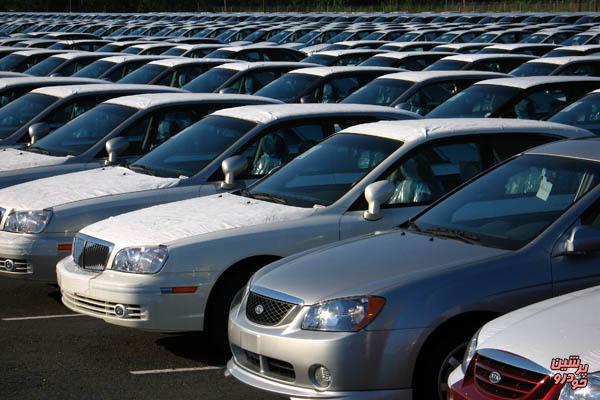 بررسی وضعیت بازار خودرو با حضور خودروسازان 
