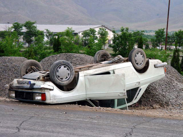 آمار بالای واژگونی خودرو در ایران