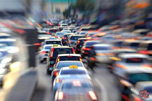 کاهش معضلات ترافیکی با استفاده از سیستم‌های اطلاع‌رسانی
